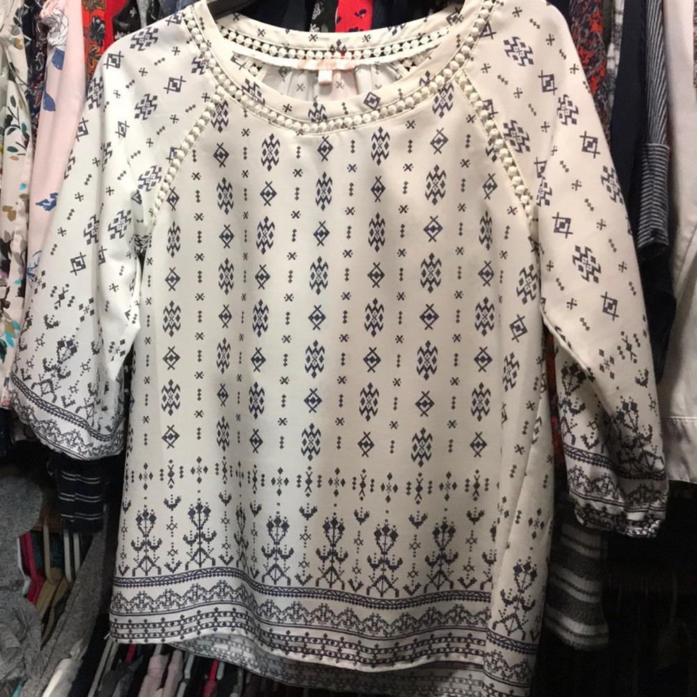 Scoop Neck Blouse